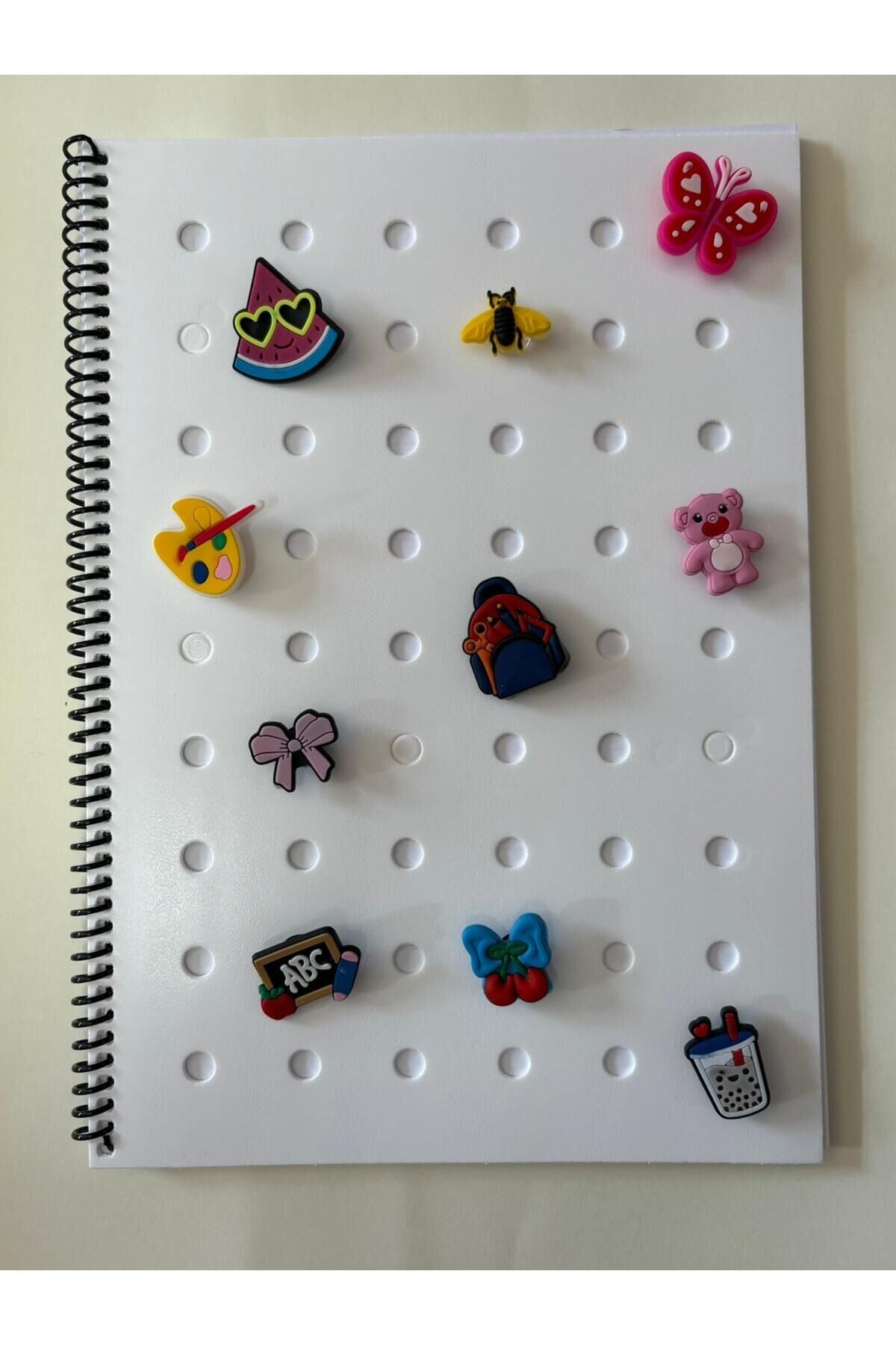 Adalinhome Charm Kapaklı A4 Spiralli Çizgili Defter (80 Yaprak) Beyaz