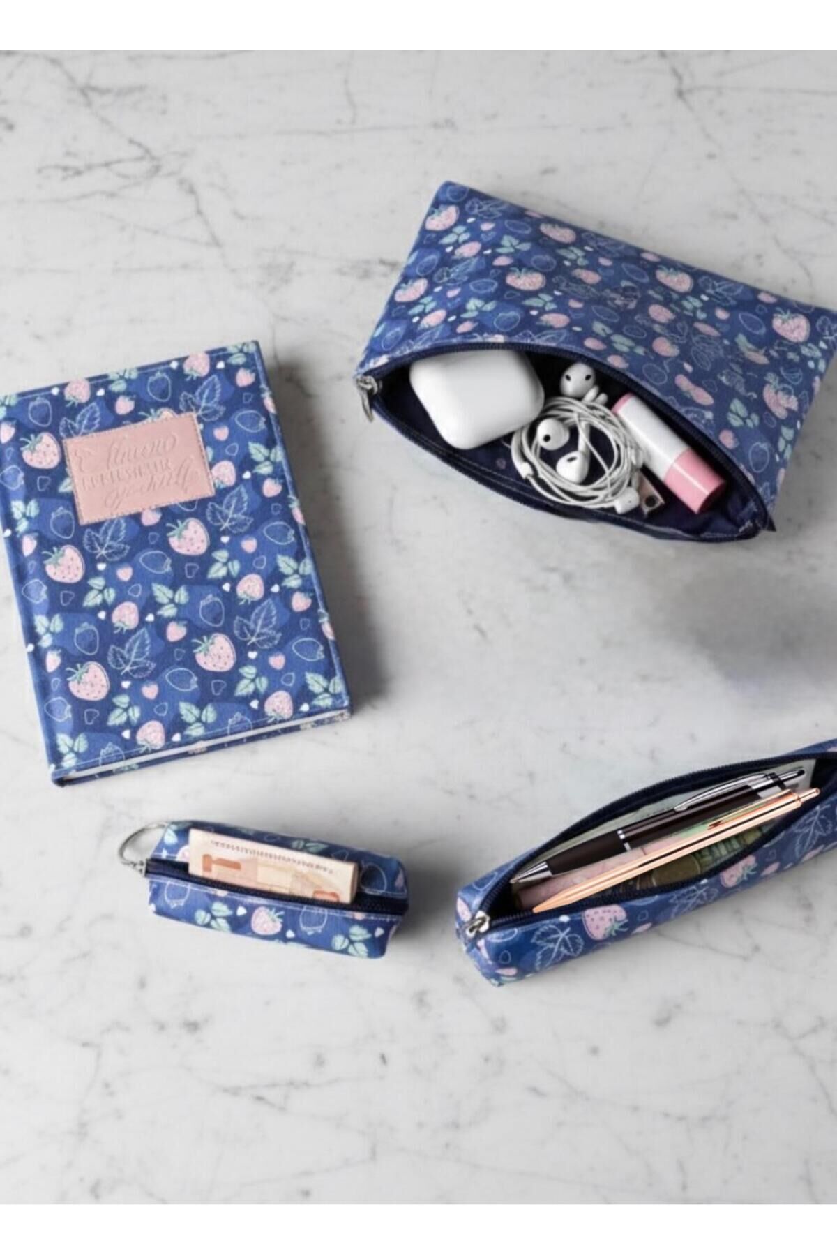 Atakids Lizy Desenli Defter, Kalemlik, Cüzdan ve El Çantası Seti (Defter: 168 yp, 14*20)