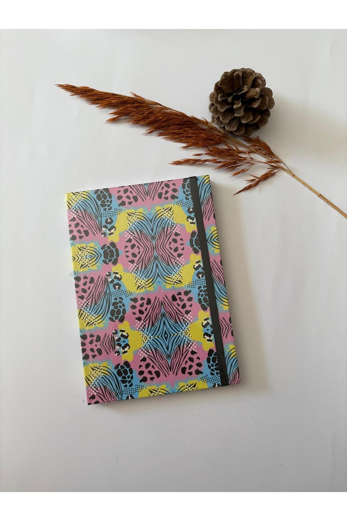 Atakids Lizy Sert Kapak Lastikli Çizgili Defter (20 × 14 cm, 96 yaprak) Pembe