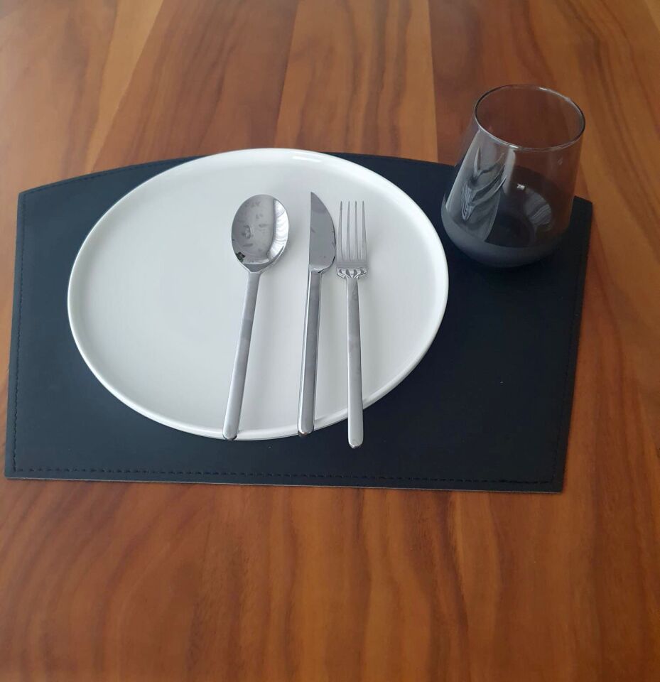 Adalinhome 4'lü Çift Taraflı Deri Amerikan Servisi Runner