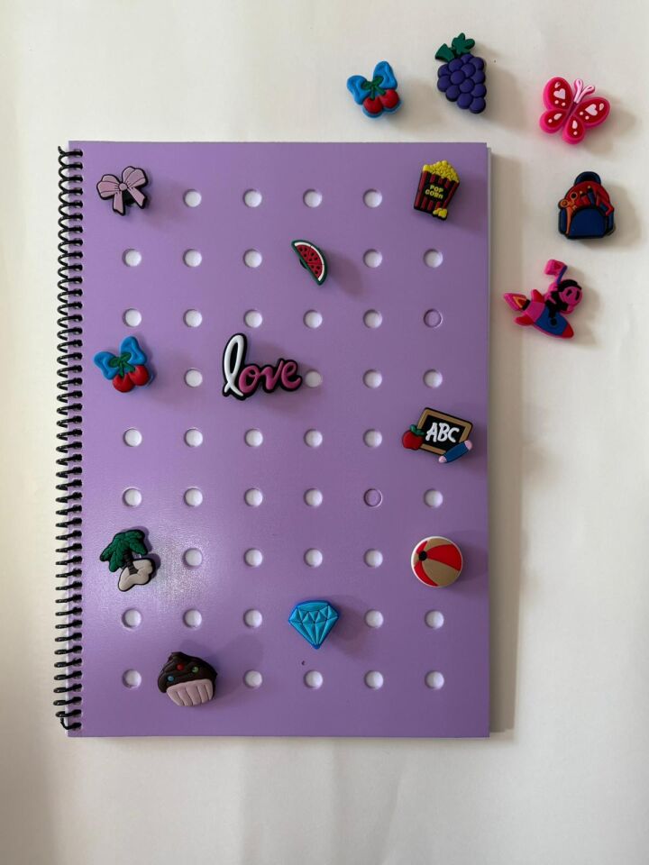 Adalinhome Charm Kapaklı A4 Spiralli Çizgili Defter (80 Yaprak)