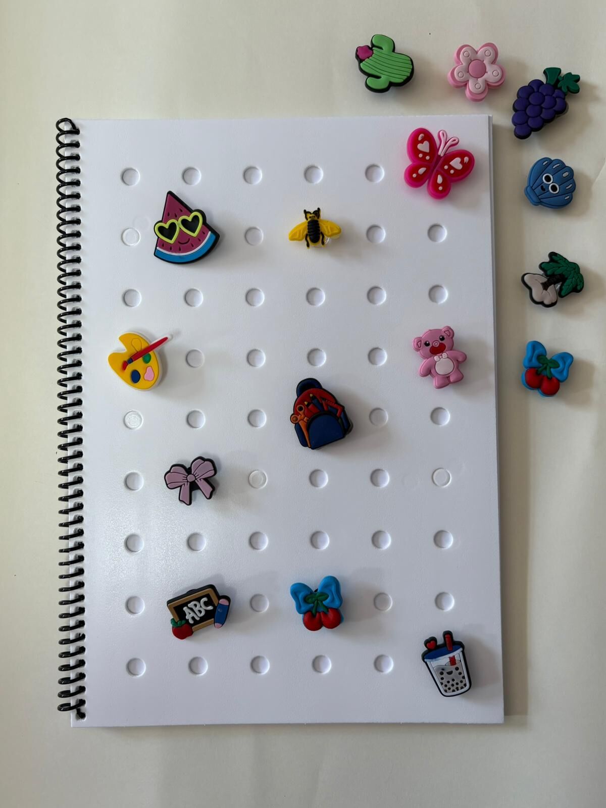 Adalinhome Charm Kapaklı A4 Spiralli Çizgili Defter (80 Yaprak)