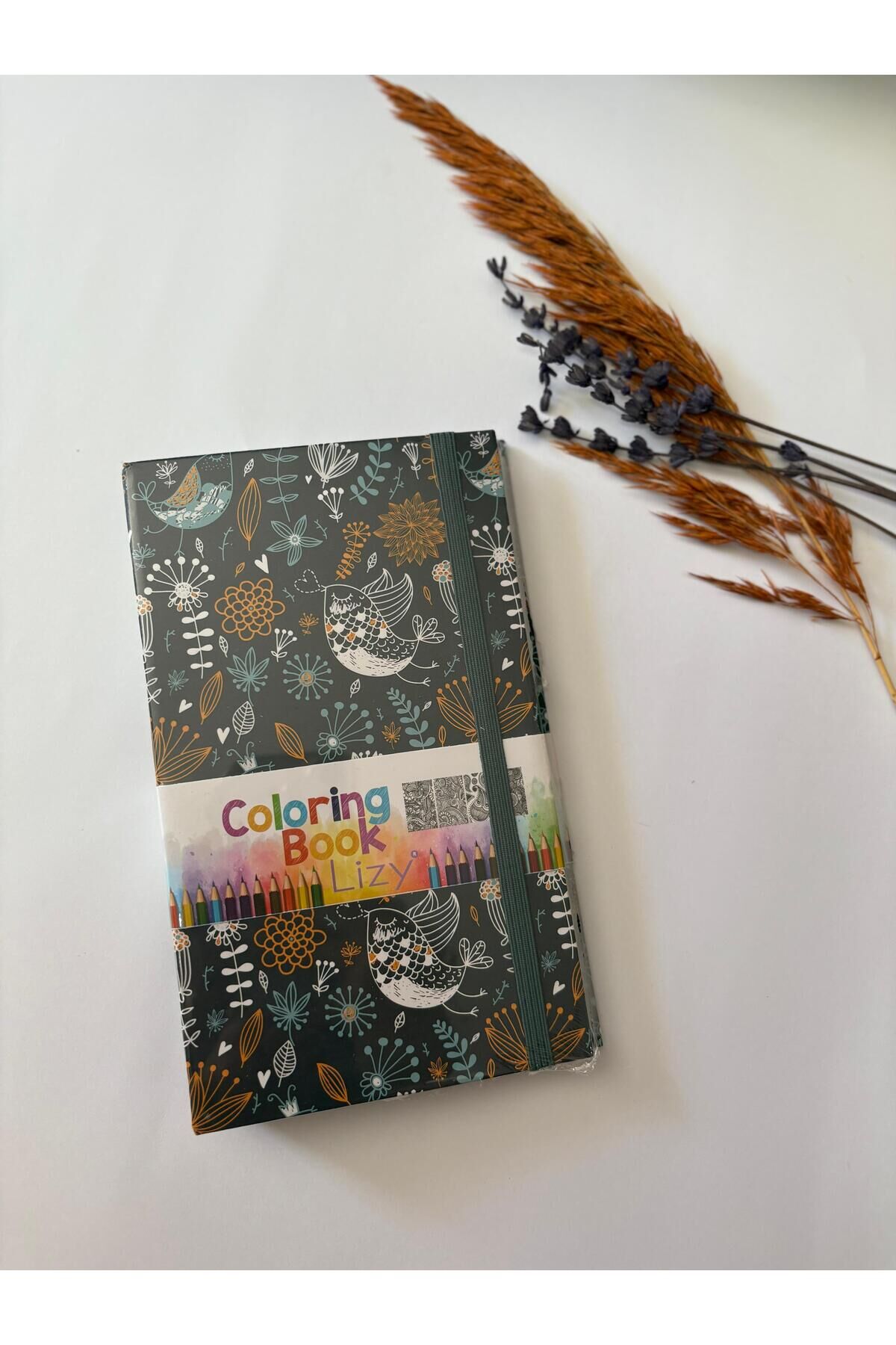 Atakids Lizy Kuru Boyalı Mandala Boyama Defteri | 19 x 11 cm | 40 Yaprak | 12 Renk Kuru Boya