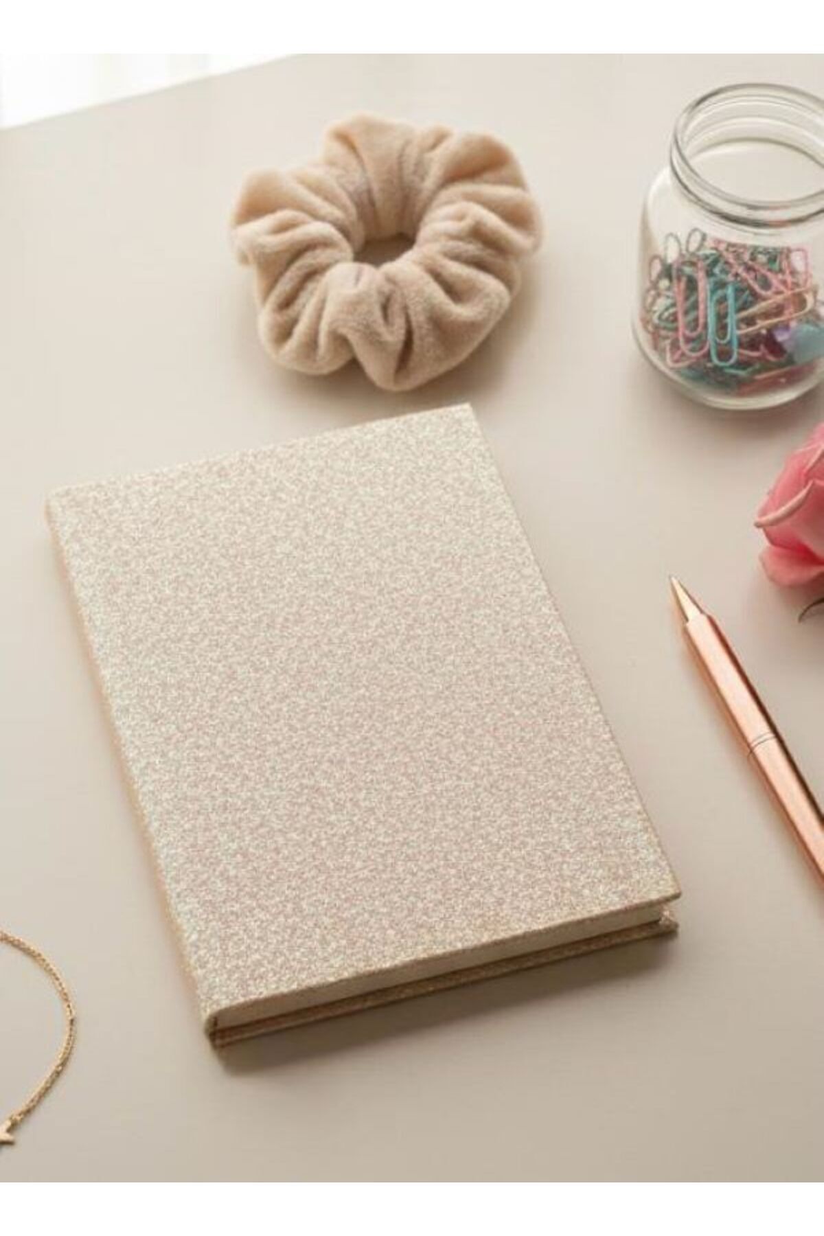 Parıltılı Çizgili Defter – Günlük ve Not Defteri / 14x20 cm/ 168 Yaprak Krem